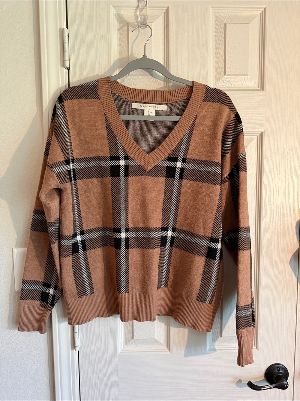 Brown Plaid V-Neck Sweater